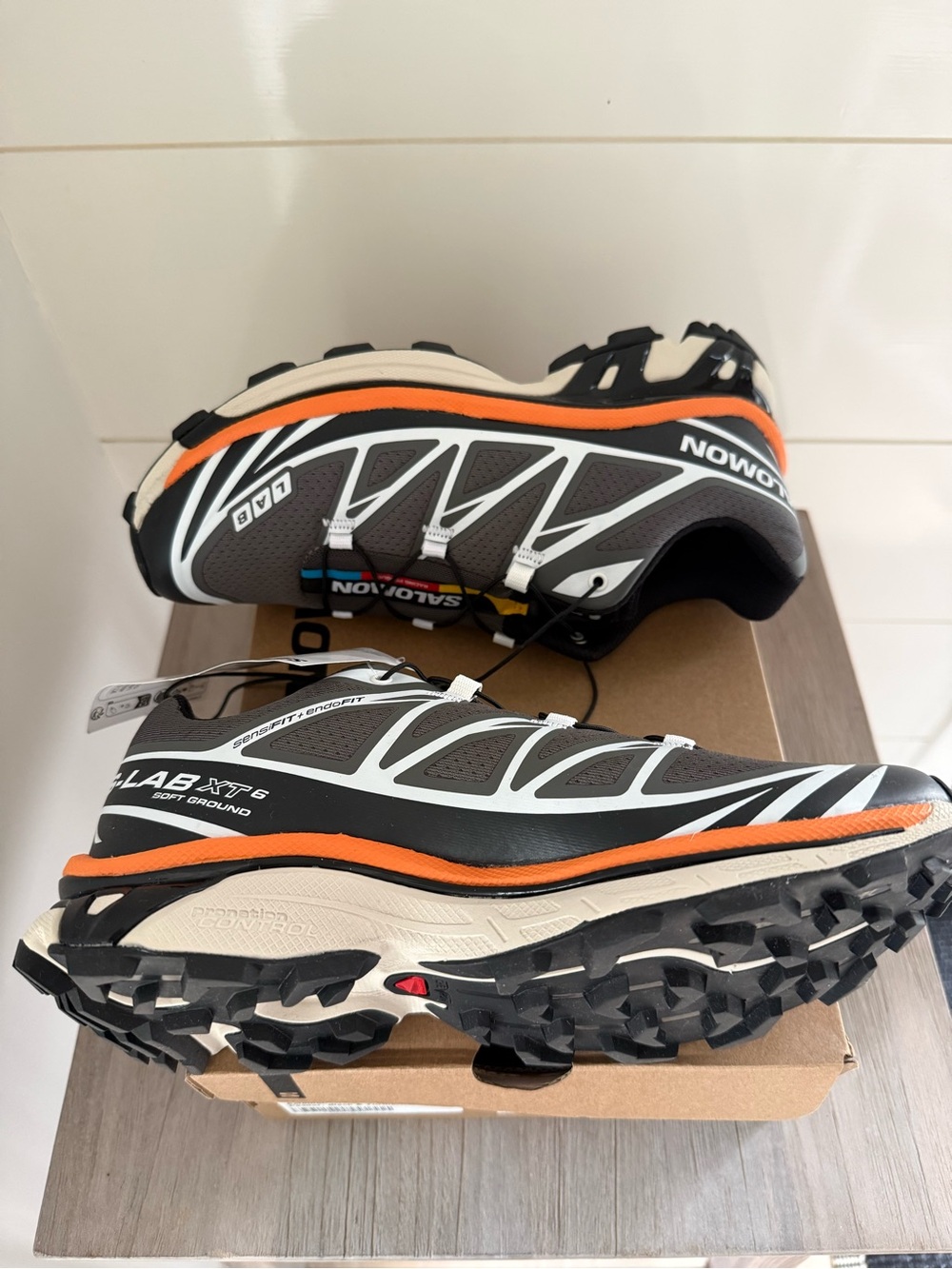 Salomon S/Lab XT-6 Unisex Sneakers - Black, Orange & White

Mens 6- Women's 7